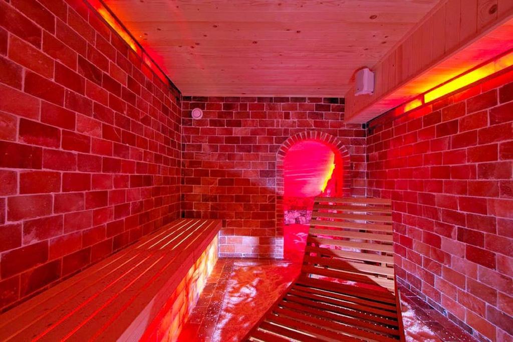 Hotel Orizont Кэлимэнешти Экстерьер фото