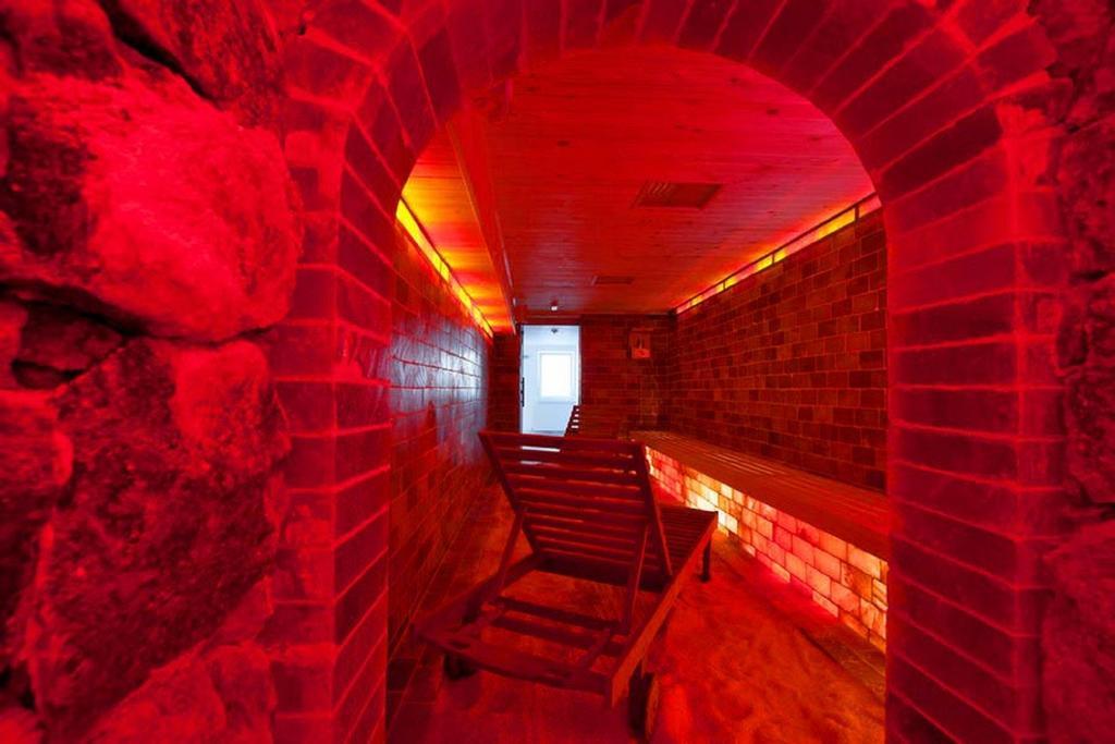 Hotel Orizont Кэлимэнешти Экстерьер фото