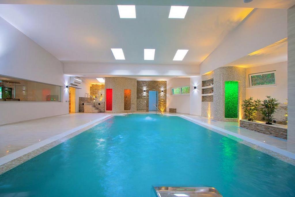 Hotel Orizont Кэлимэнешти Экстерьер фото